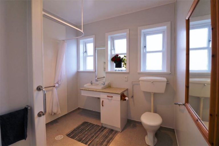 Photo of property in 11 Angland Avenue, Kensington, Timaru, 7910