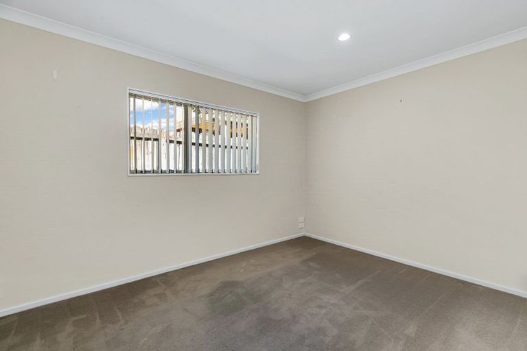 Photo of property in 165a Portage Road, New Lynn, Auckland, 0600