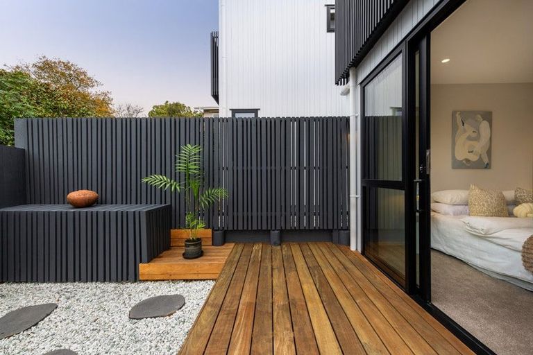 Photo of property in 15b Kiri Place, Mairangi Bay, Auckland, 0630