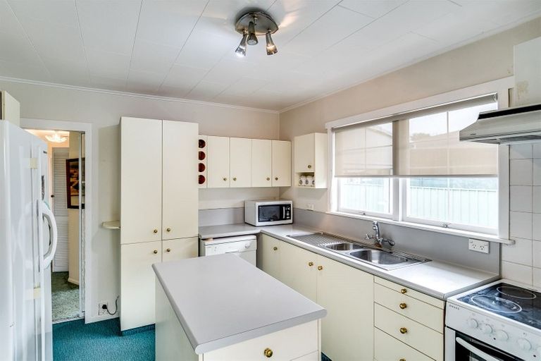 Photo of property in 22 Coventry Avenue, Tamatea, Napier, 4112