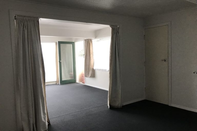 Photo of property in 139 Maupuia Road, Miramar, Wellington, 6022