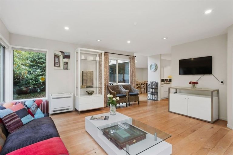 Photo of property in 7 Grangewood Lane, Burnside, Christchurch, 8053