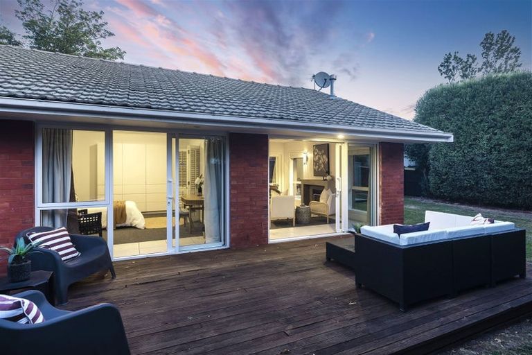 Photo of property in 1/15 Knowles Street, St Albans, Christchurch, 8052