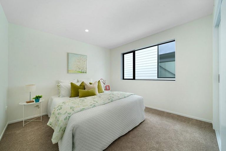 Photo of property in 6b Palmer Avenue, Glen Eden, Auckland, 0602