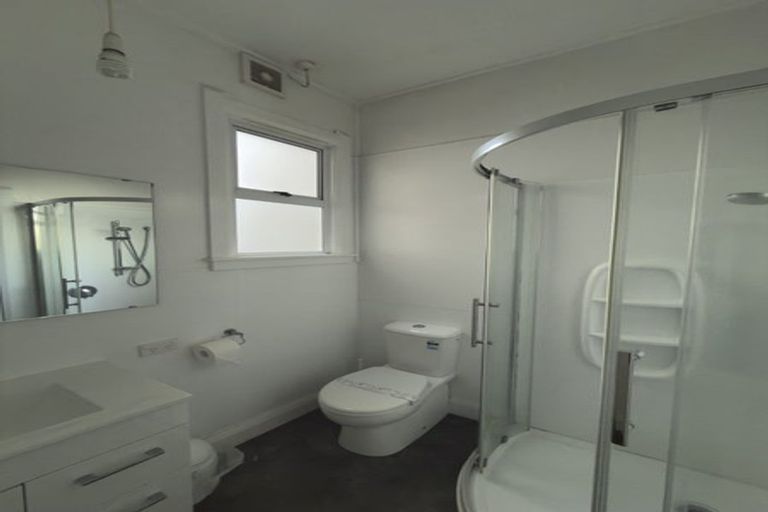 Photo of property in 351 Marine Parade, Napier South, Napier, 4110