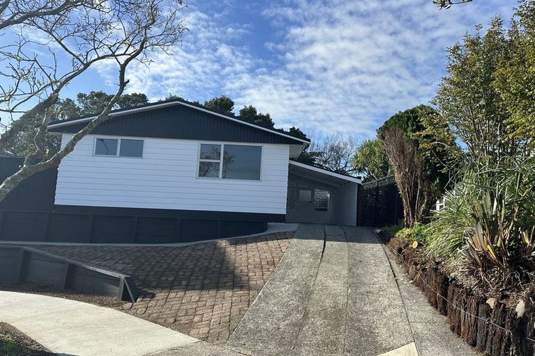 Photo of property in 17 Carlton Terrace, Westown, New Plymouth, 4310