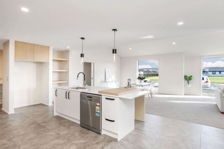 Photo of property in 38 Gracia Avenue, Rolleston, 7615