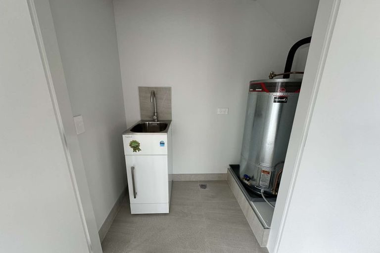 Photo of property in 40 Turtleback Avenue, Whitby, 5024