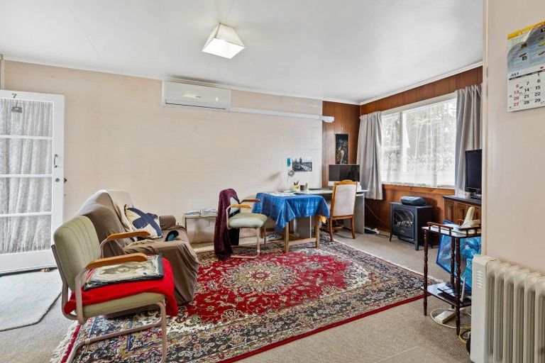 Photo of property in 8 Banff Street, Regent, Whangarei, 0112