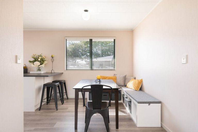 Photo of property in 15b Princess Street, Te Puke, 3119