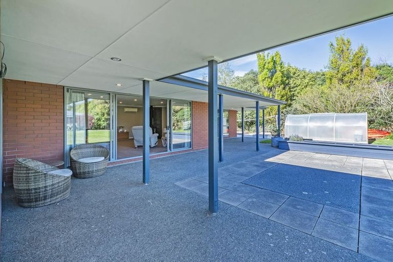 Photo of property in 4 Perrin Place, Darfield, 7510