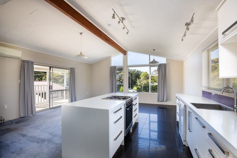 Photo of property in 27 Leslie Street, Waitara, 4320
