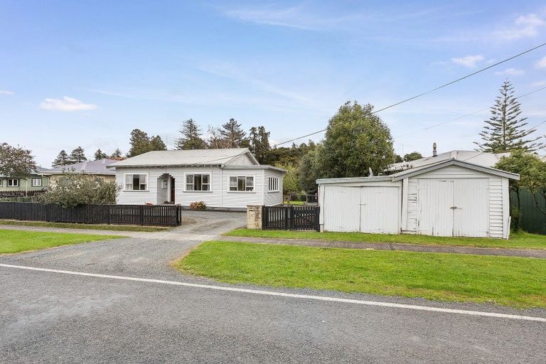 Photo of property in 18 Ngarua Road, Waitoa, 3310