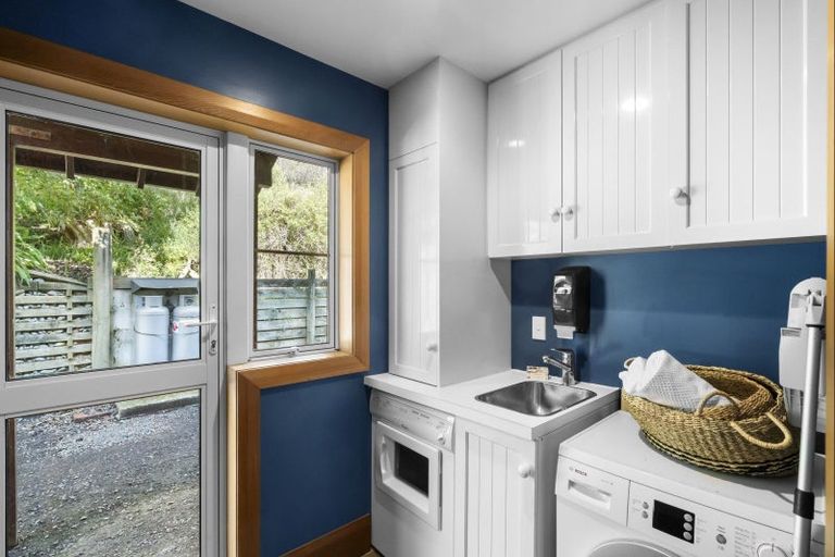 Photo of property in 38 Tizzards Road, Robinsons Bay, Akaroa, 7581