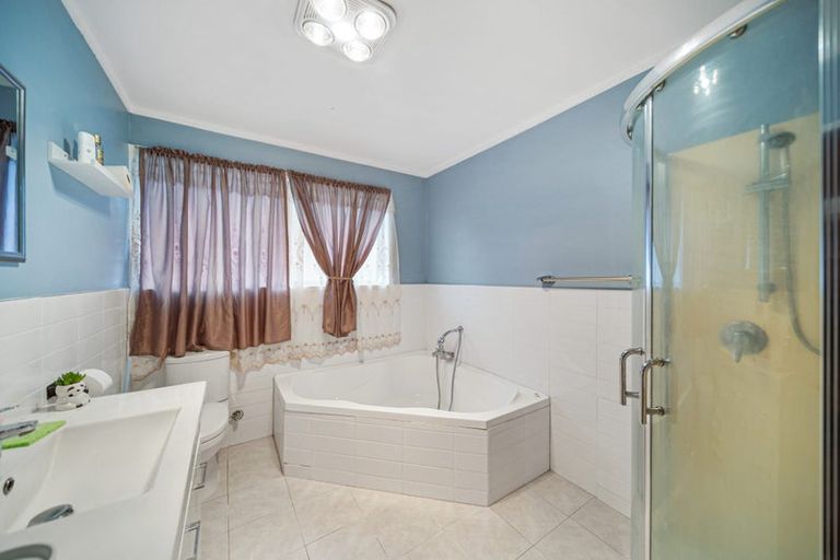 Photo of property in 40 Mckinstry Avenue, Mangere East, Auckland, 2024