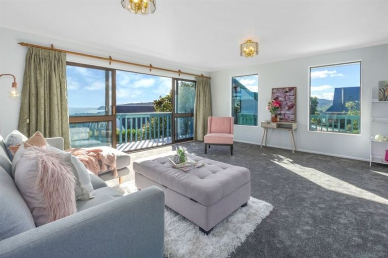 Photo of property in 26 Mercury Way, Whitby, Porirua, 5024