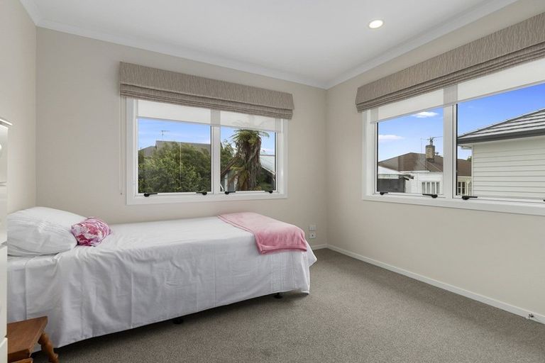 Photo of property in 186u4 Cambridge Road, Hillcrest, Hamilton, 3216