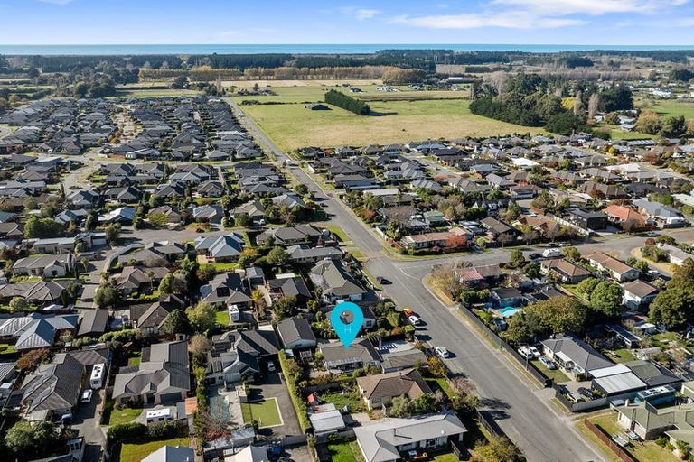 Photo of property in 12 Petries Road, Woodend, 7610