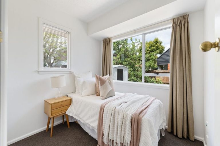 Photo of property in 24 Camelot Street, Ilam, Christchurch, 8041