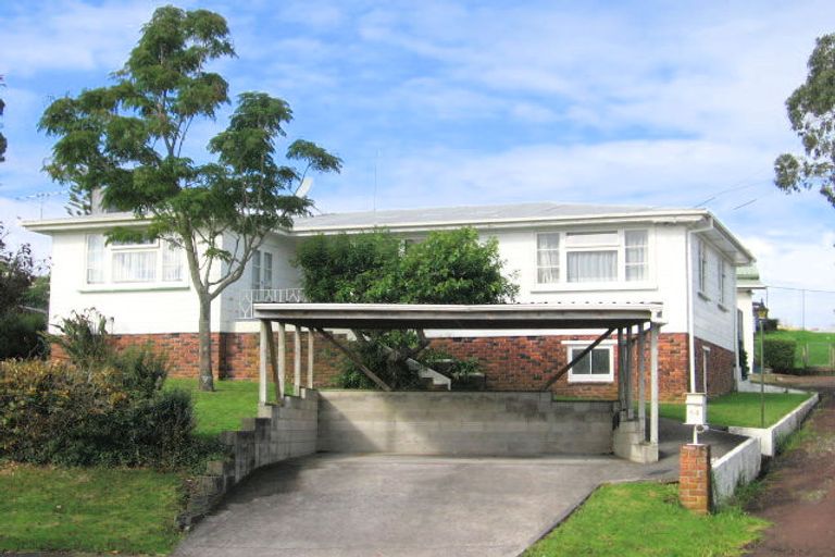 Photo of property in 64 Newington Road, Henderson, Auckland, 0612