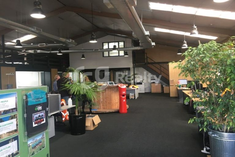 Photo of property in 25a Great South Road, Papakura, 2110