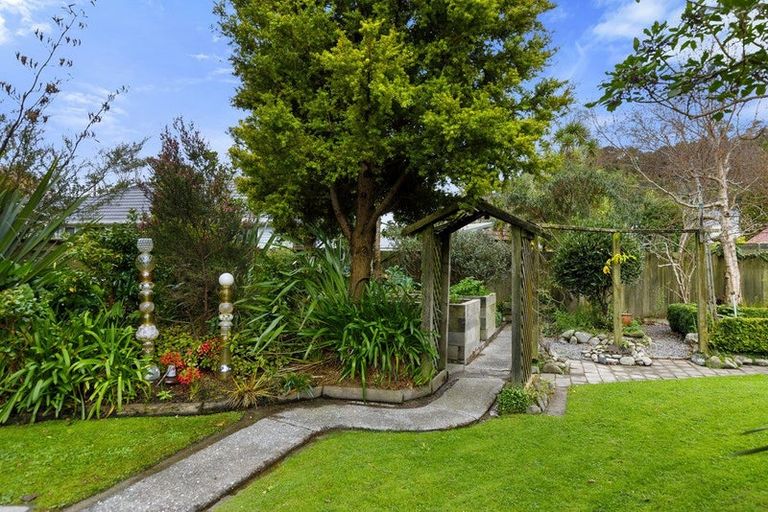 Photo of property in 45 Norton Park Avenue, Fairfield, Lower Hutt, 5011