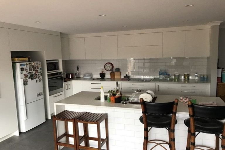 Photo of property in 37 Riverglade Parkway, Te Atatu South, Auckland, 0610