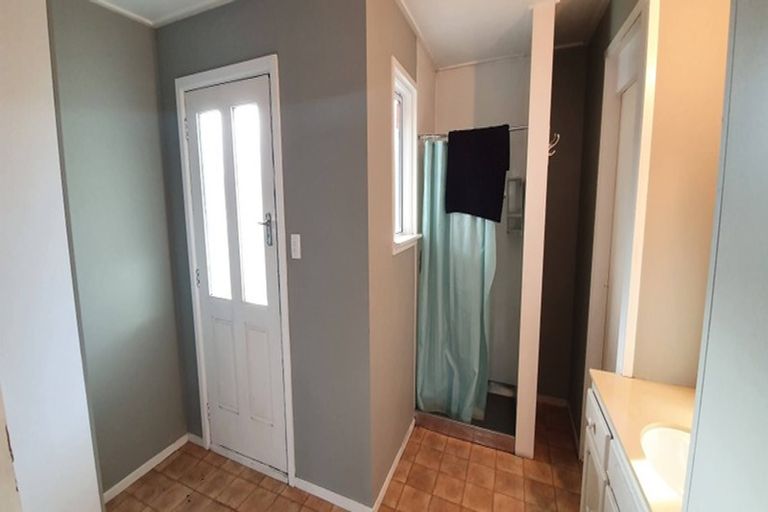 Photo of property in 39 Matlock Street, Woolston, Christchurch, 8062