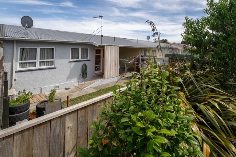 Photo of property in 2/23 Kipling Crescent, Stoke, Nelson, 7011