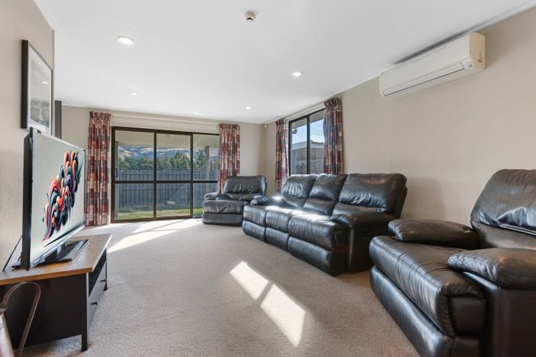 Photo of property in 82 Waenga Drive, Cromwell, 9310