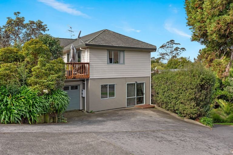 Photo of property in 24a Alexander Street, Cockle Bay, Auckland, 2014