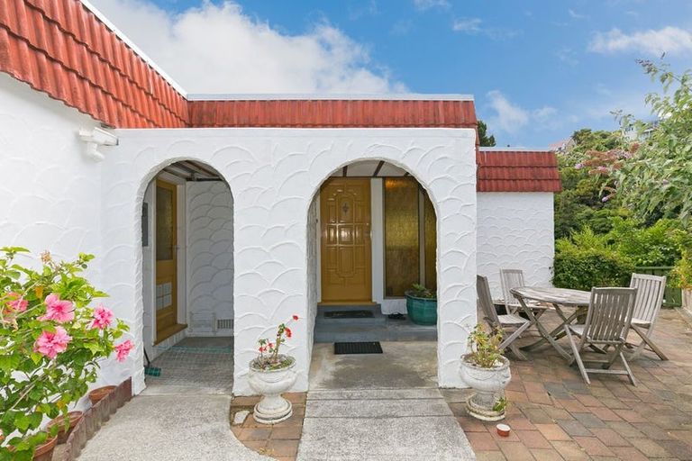 Photo of property in 10 Houston Grove, Miramar, Wellington, 6022