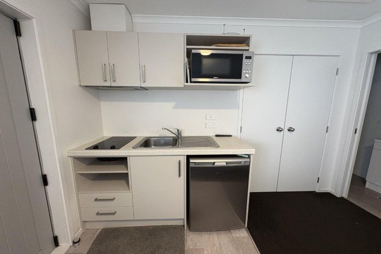 Photo of property in 41 Mount View Road, Melville, Hamilton, 3206