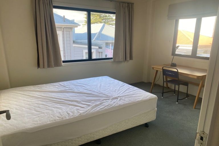 Photo of property in 1u2 Hay Street, Oriental Bay, Wellington, 6011