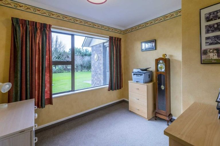 Photo of property in 46 Gordon Place, Levin, 5510