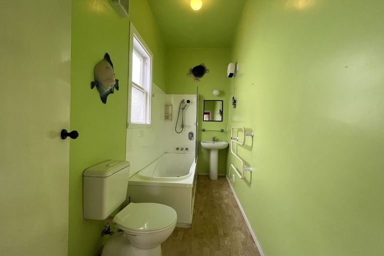 Photo of property in 7 Carrington Street, Mount Cook, Wellington, 6021