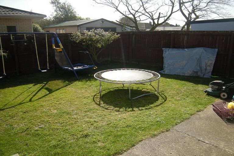 Photo of property in 162 Springs Road, Hornby, Christchurch, 8042