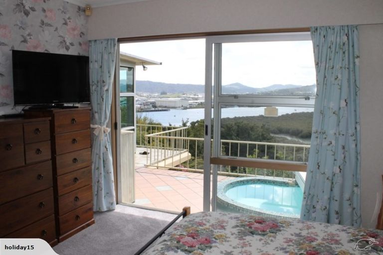 Photo of property in 54 George Point Road, Onerahi, Whangarei, 0110