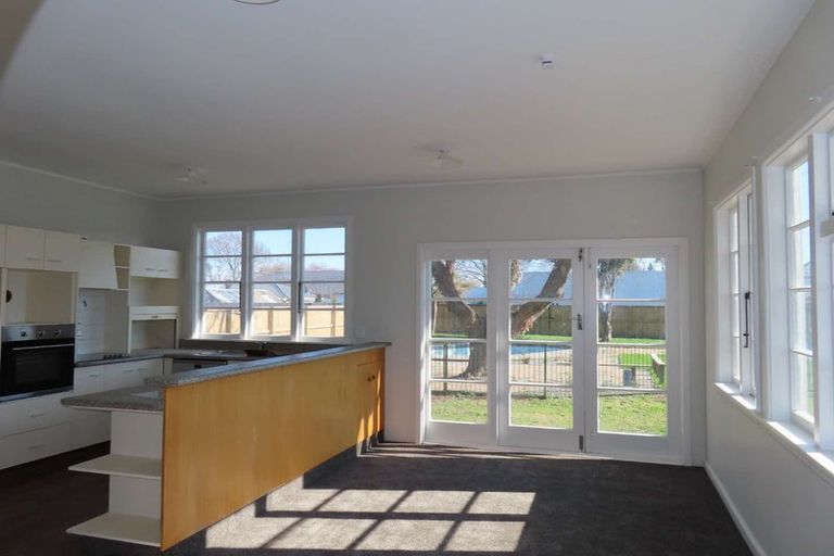 Photo of property in 76 Aorangi Road, Bryndwr, Christchurch, 8053