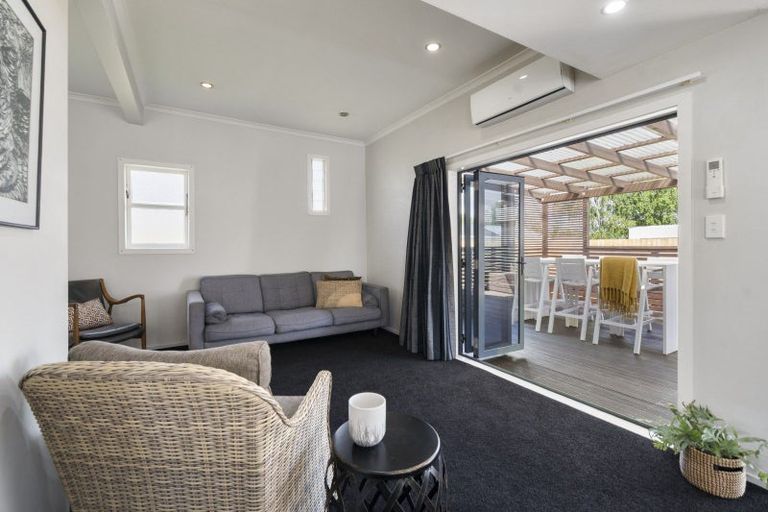 Photo of property in 36 Stewart Street, Marton, 4710