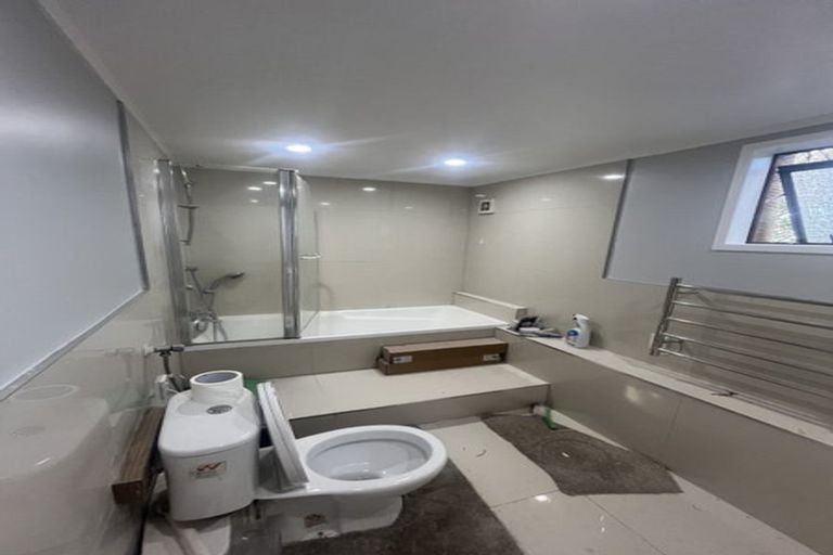 Photo of property in 91 Fairview Avenue, Fairview Heights, Auckland, 0632