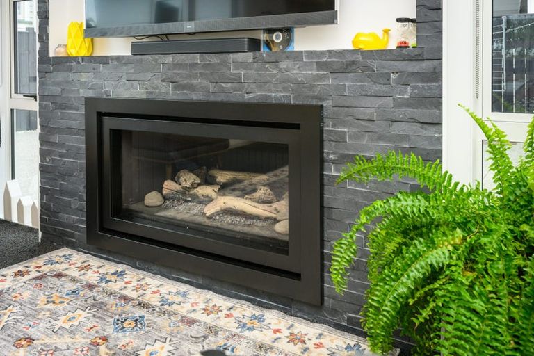 Photo of property in 5a Athlone Place, Hokowhitu, Palmerston North, 4410