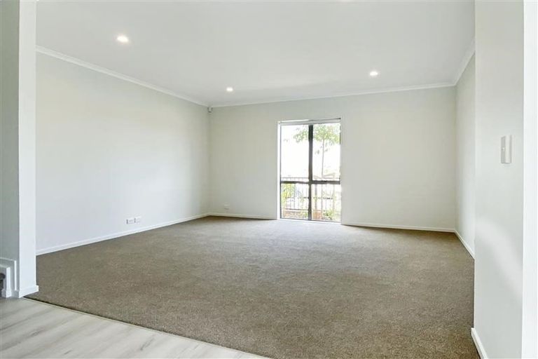 Photo of property in 94 Te Napi Drive, Takanini, 2112