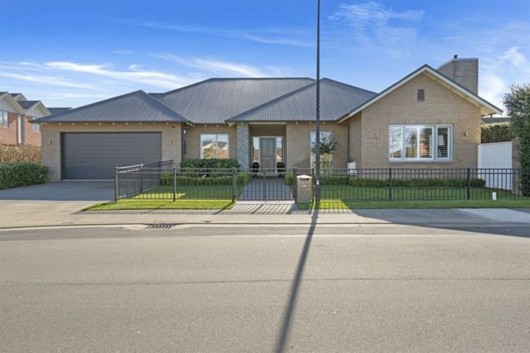 Photo of property in 4 Henley Green, Northwood, Christchurch, 8051