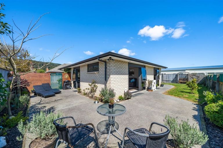 Photo of property in 30a Miro Street, Trentham, Upper Hutt, 5018