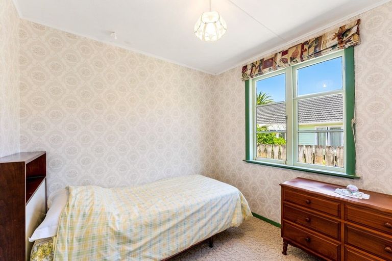 Photo of property in 98 Hair Street, Wainuiomata, Lower Hutt, 5014