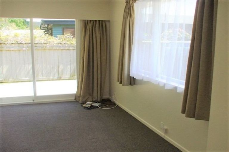 Photo of property in 84 Hine Road, Wainuiomata, Lower Hutt, 5014