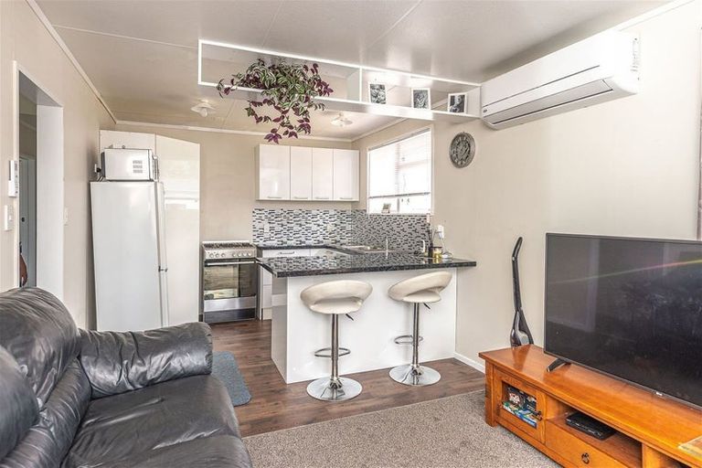 Photo of property in 11 Wembley Place, Whanganui East, Whanganui, 4500