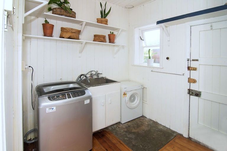 Photo of property in 51 Masters Crescent, Masterton, 5810