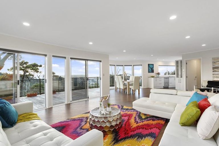 Photo of property in 57 Kohu Road, Titirangi, Auckland, 0604